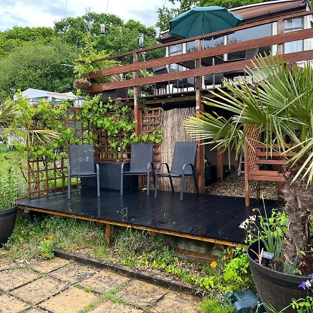Private Holiday Home In Calm Site Wootton Bridge (Isle of Wight) Exterior photo