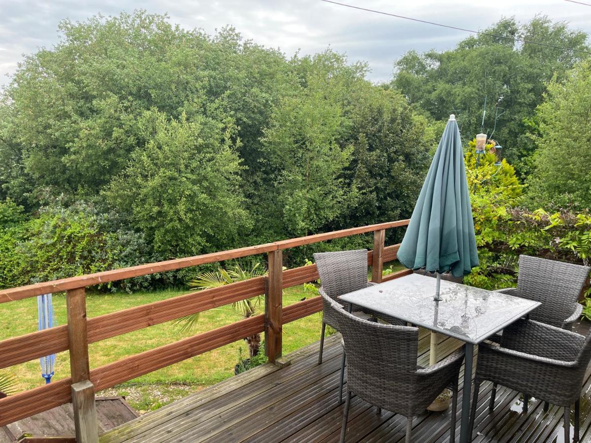 Private Holiday Home In Calm Site Wootton Bridge (Isle of Wight) Exterior photo